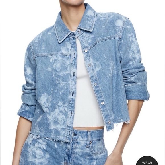 Alice + Olivia Finley Floral denim Jacket Cropped RetroBlue extra Small